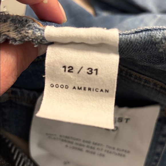 Good American Good Waist Palazzo Jeans - Picture 12 of 14